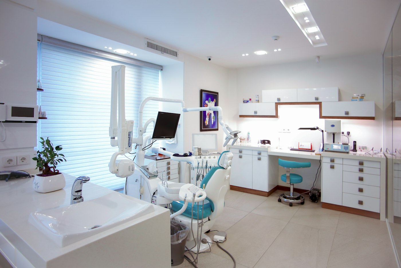 A modern dental treatment suite